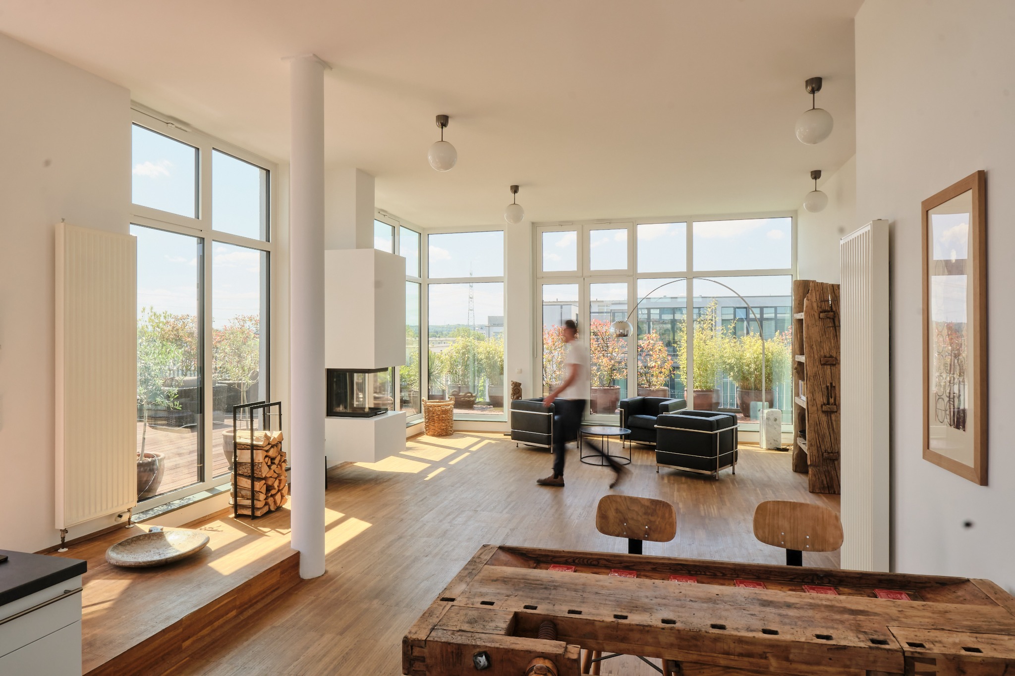 Lichtdurchflutete Penthouse-Location in Hürth bei Köln